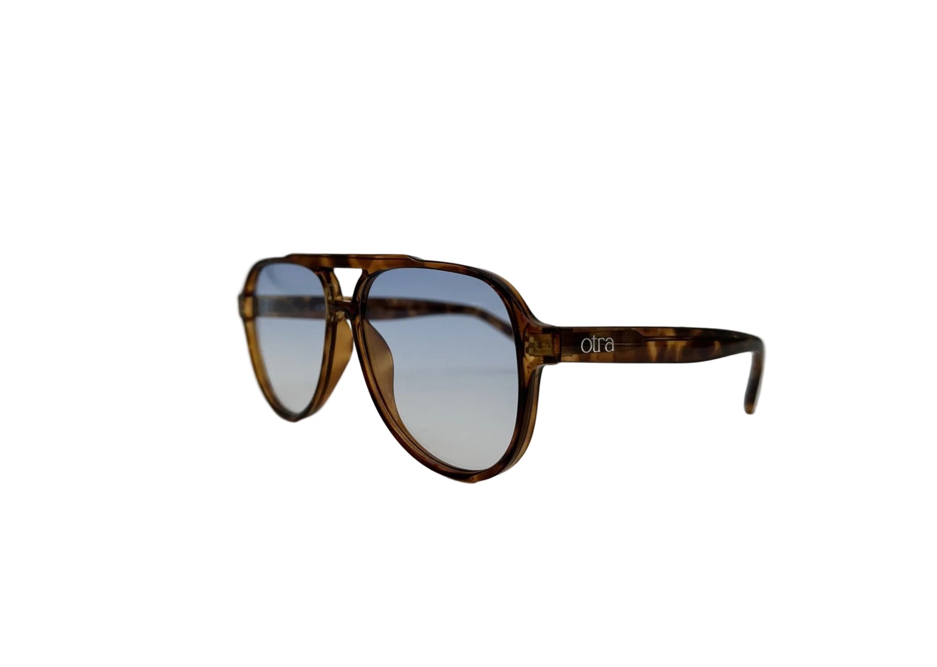オハナ　ドゥーズィーエムクラス Stevie Sunglasses by OTRA Eyewear – Duchess Air